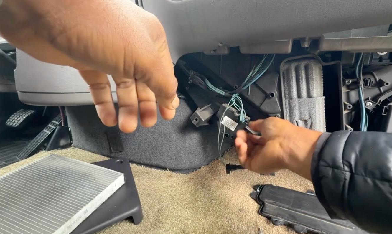 RV AC Not Blowing Air? Could Be Blend Door Actuator