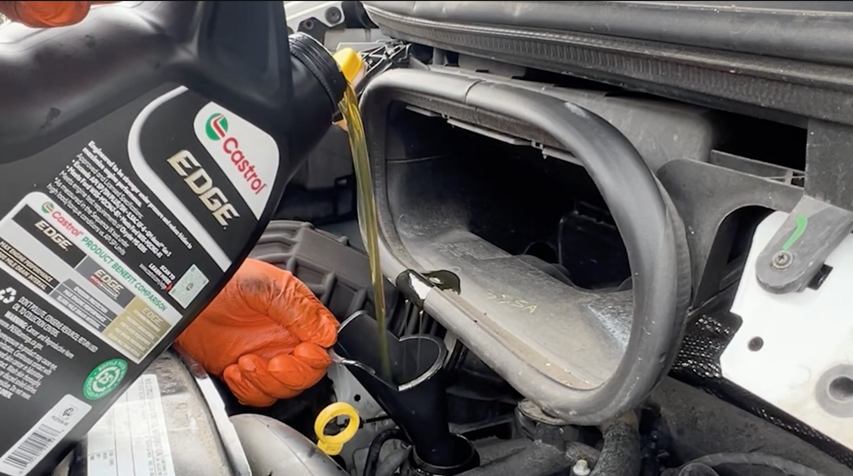 Change Oil Like a Pro: Winnebago Solis Maintenance Made Easy